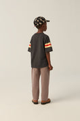 Load image into Gallery viewer, Bicolor Bands Grey Tshirt