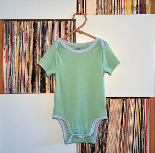 Short Sleeve Onesie in Grass Green