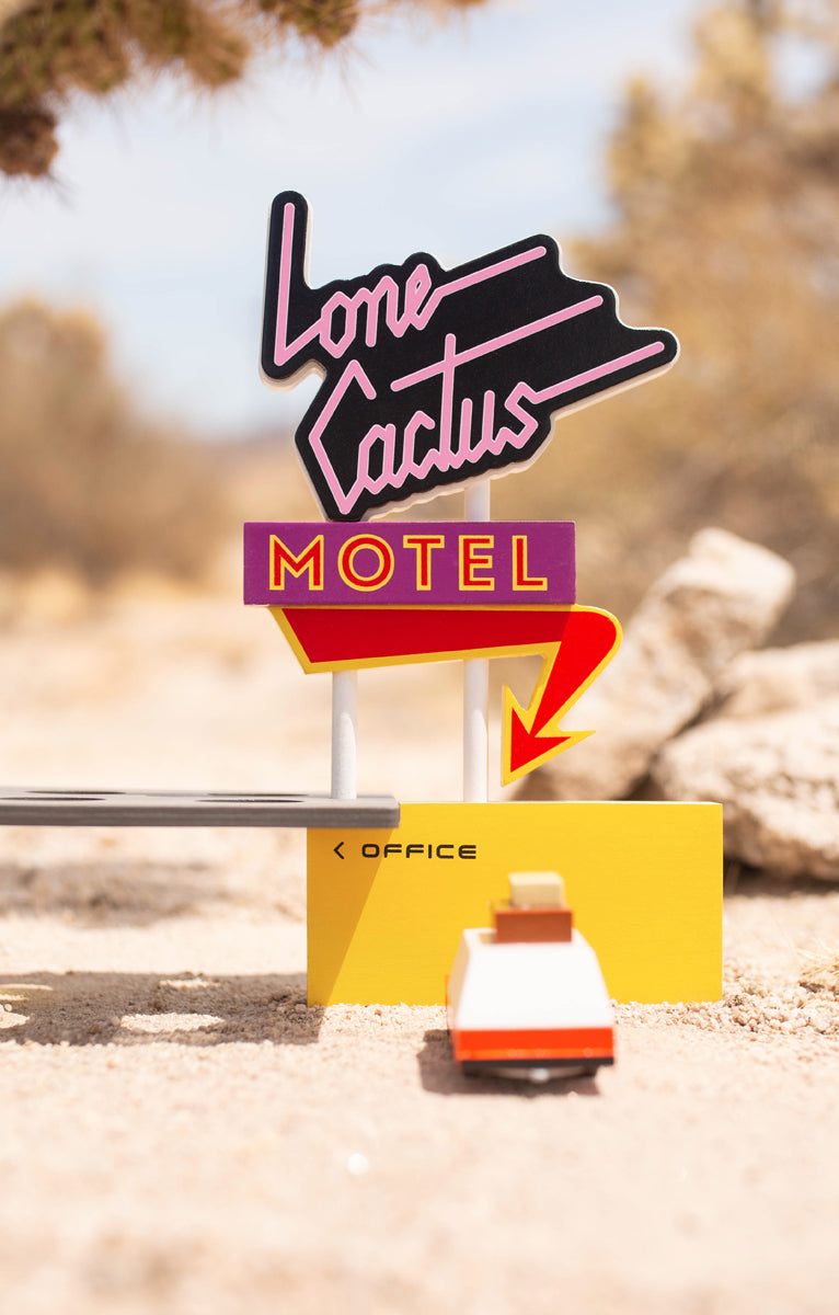 Lone Cactus Motel