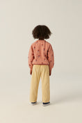 Load image into Gallery viewer, Flowers Pink Sweatshirt

